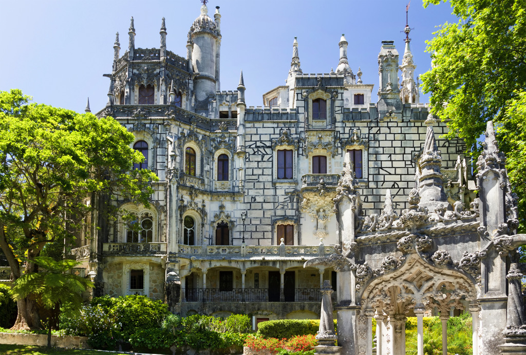 Quinta da Regaleira, Sintra, Portugal jigsaw puzzle in Schlösser puzzles on TheJigsawPuzzles.com