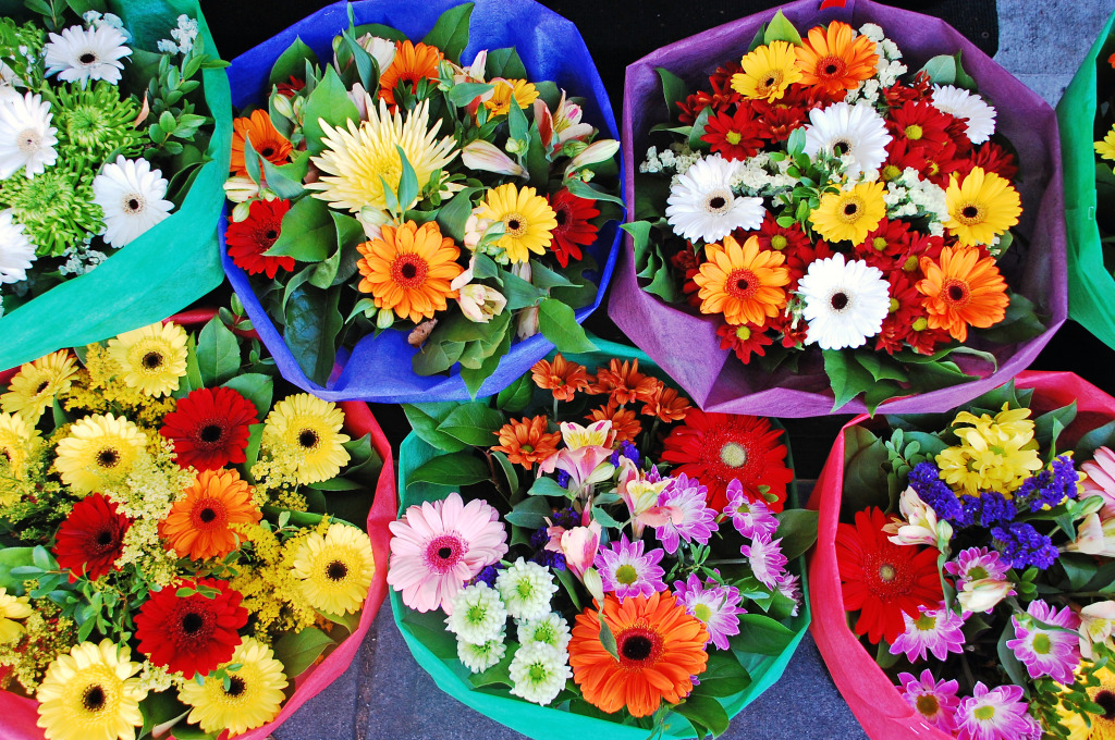 Colorful Bouquets at the Market jigsaw puzzle in Flowers puzzles on TheJigsawPuzzles.com