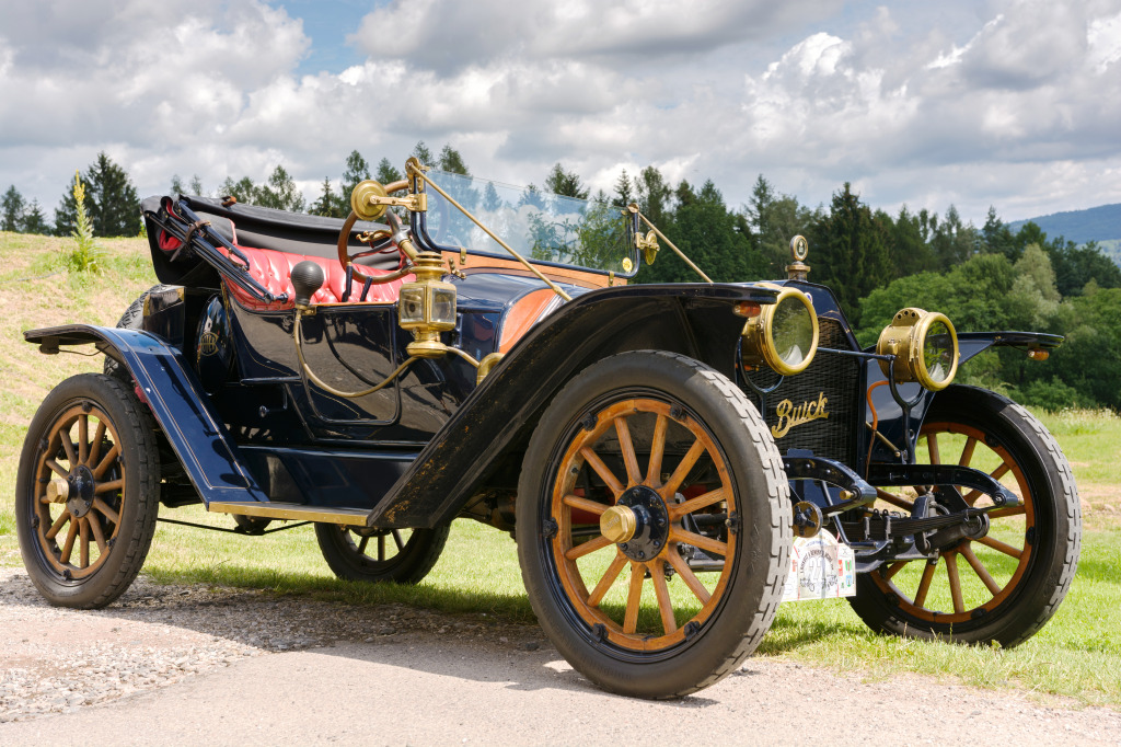 Выставка исторических автомобилей, Чешская Республика jigsaw puzzle in Автомобили и Мотоциклы puzzles on TheJigsawPuzzles.com