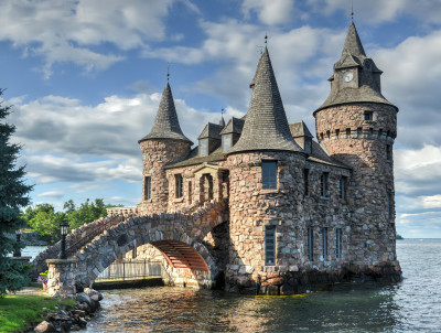 Power House of Boldt Castle, New York jigsaw puzzle in Castles puzzles ...