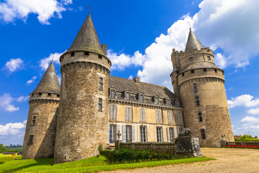 Mittelalterliche Burg in Dordogne, Frankreich jigsaw puzzle in Schlösser puzzles on TheJigsawPuzzles.com