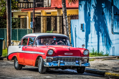 Classic Chevrolet in Santa Clara, Cuba jigsaw puzzle in Cars & Bikes ...