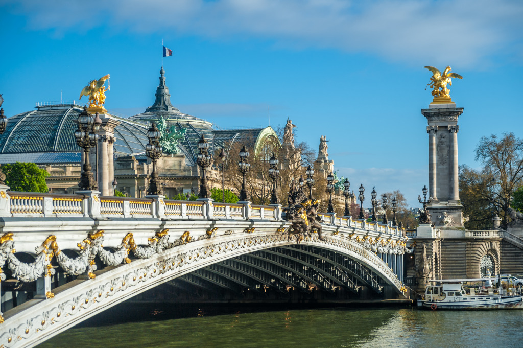 Alexandre III Bridge in Paris, France jigsaw puzzle in Ponts puzzles on TheJigsawPuzzles.com