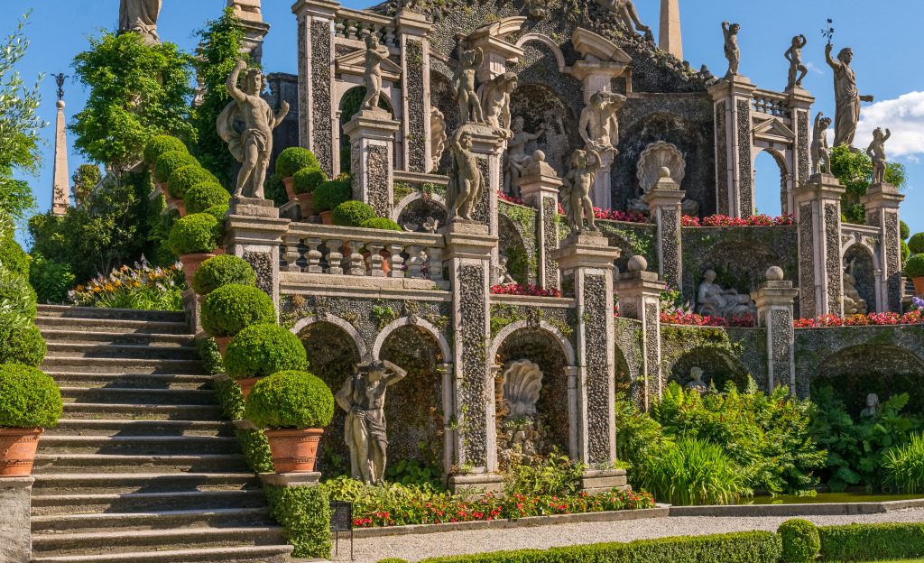 Isola Bella Island Gardens, Italy jigsaw puzzle in Puzzle of the Day puzzles on TheJigsawPuzzles.com
