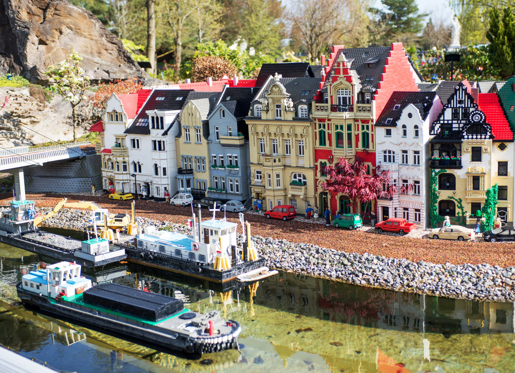 Legoland In Billund, Denmark jigsaw puzzle in Puzzle of the Day puzzles on TheJigsawPuzzles.com