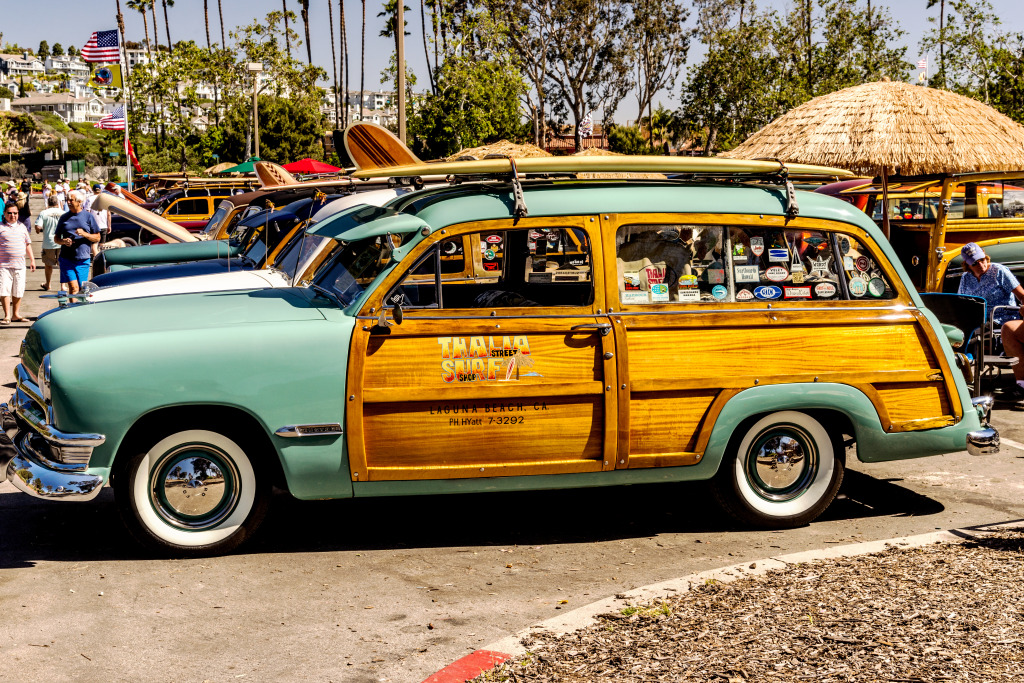 Ford Woodie Club, Dana Point CA jigsaw puzzle in Cars & Bikes puzzles on TheJigsawPuzzles.com