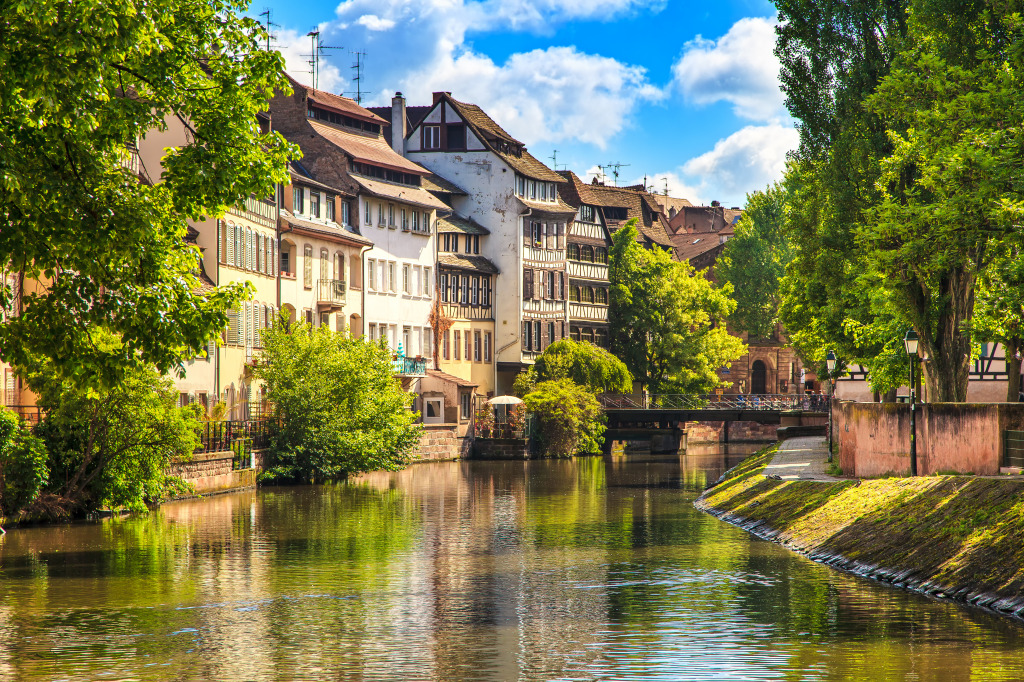 Petite France, Strasbourg jigsaw puzzle in Ponts puzzles on TheJigsawPuzzles.com