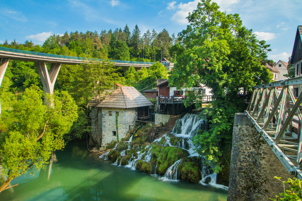 Dorf Rastoke, Slunj, Kroatien jigsaw puzzle in Wasserfälle puzzles on TheJigsawPuzzles.com