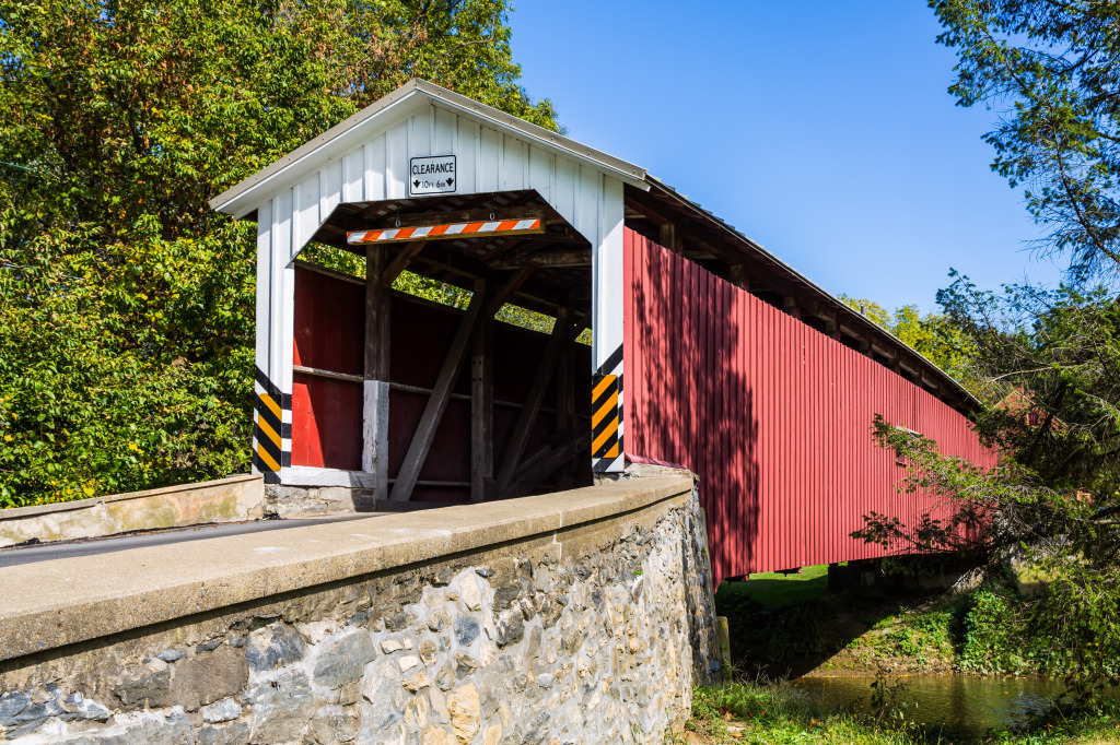 Covered Bridge in Rural Pennsylvania jigsaw puzzle in Great Sightings puzzles on TheJigsawPuzzles.com