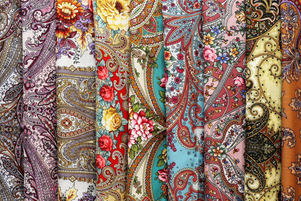Traditional Russian Shawls jigsaw puzzle in Handmade puzzles on TheJigsawPuzzles.com