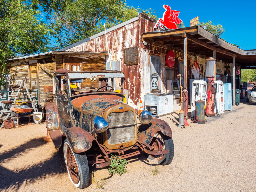 Ford Model T, Route 66, Hackberry, Arizona jigsaw puzzle in Voitures et Motos puzzles on TheJigsawPuzzles.com