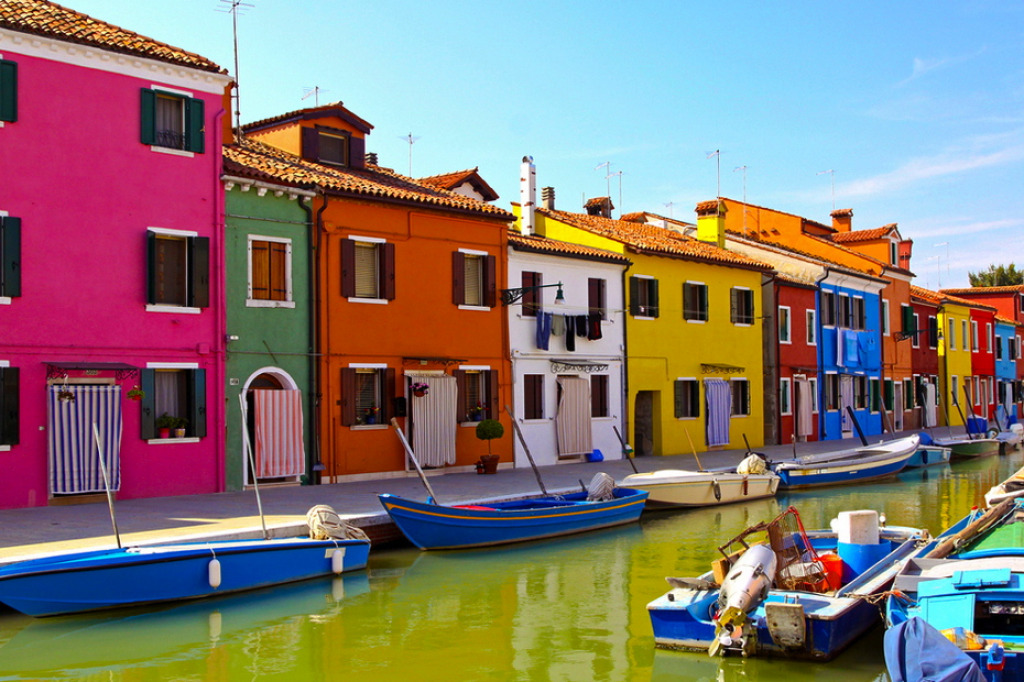 5.-Burano-Island-Italy1 jigsaw puzzle in Colette Delaney puzzles on TheJigsawPuzzles.com