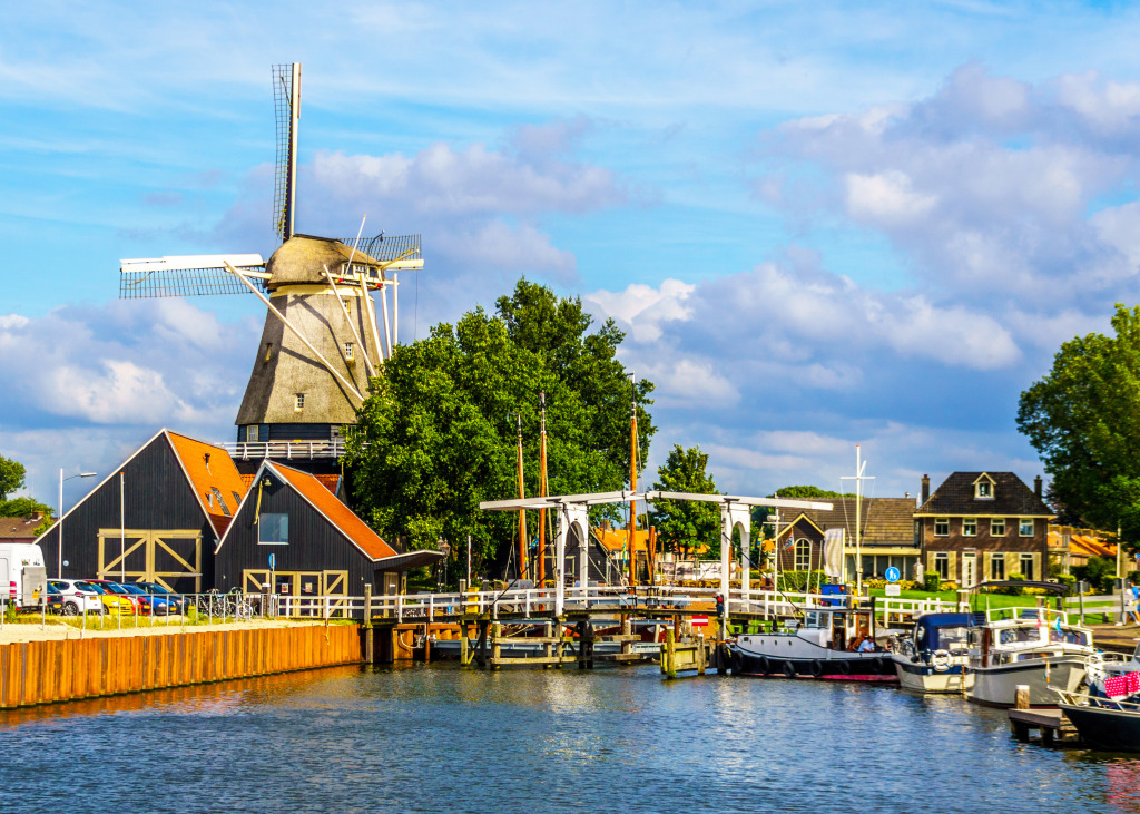 Harbor of Harderwijk in The Netherlands jigsaw puzzle in Bridges puzzles on TheJigsawPuzzles.com