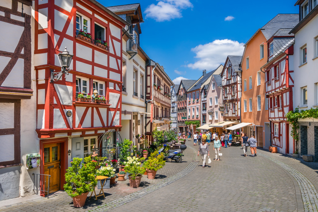Bernkastel-Kues, Germany jigsaw puzzle in Puzzle of the Day puzzles on TheJigsawPuzzles.com