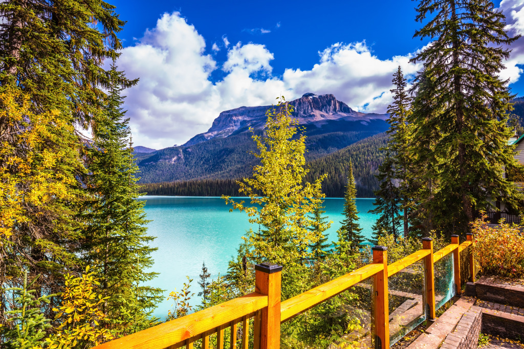 Emerald Lake, Yoho NP, Rocky Mountains jigsaw puzzle in Great Sightings puzzles on TheJigsawPuzzles.com