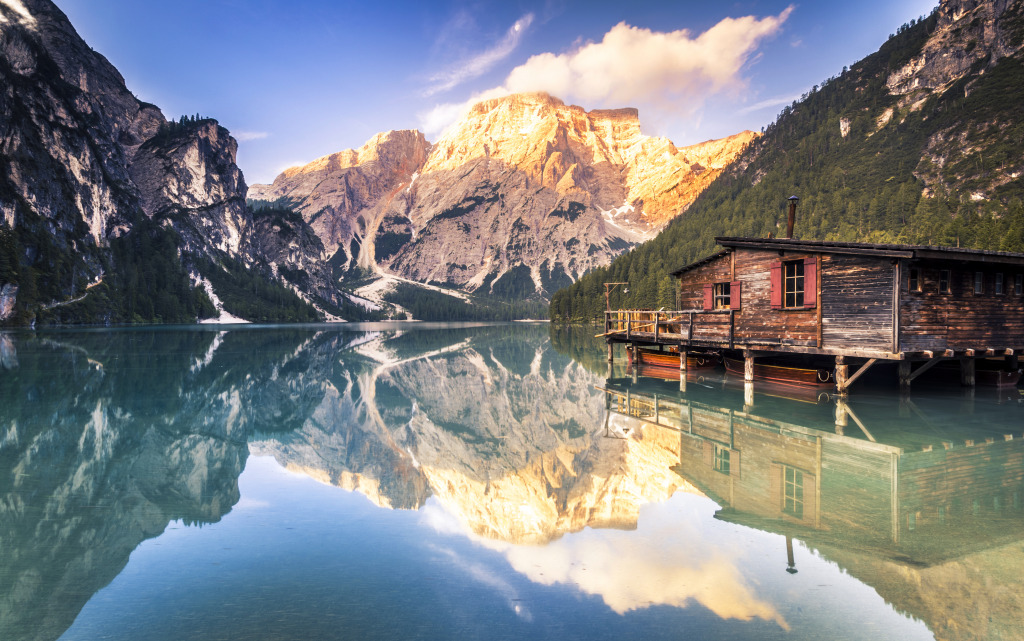Braies Lake, Dolomites, Italy jigsaw puzzle in Great Sightings puzzles on TheJigsawPuzzles.com