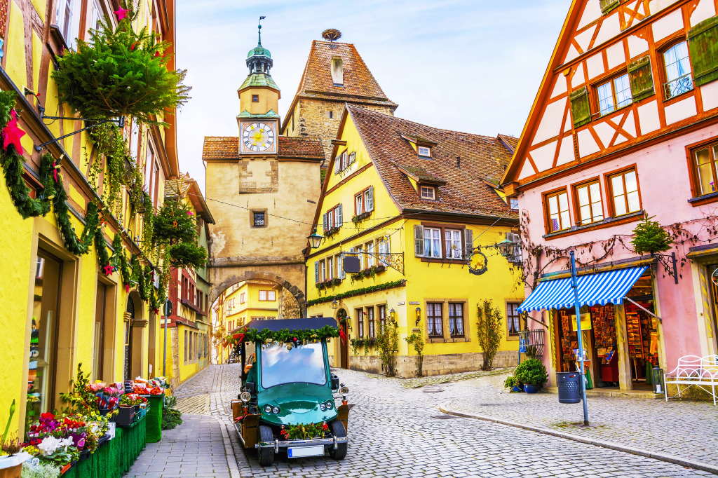 Rothenburg ob der Tauber, Decorated For Christmas jigsaw puzzle in Puzzle of the Day puzzles on TheJigsawPuzzles.com