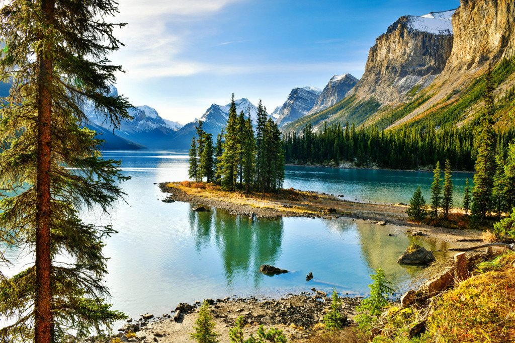 Spirit Island in Maligne Lake, Jasper NP jigsaw puzzle in Puzzle of the Day puzzles on TheJigsawPuzzles.com