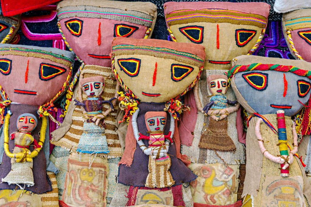 Peruanische Puppen in Kusko jigsaw puzzle in Handgemacht puzzles on TheJigsawPuzzles.com