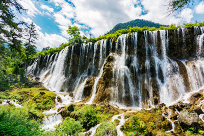 Pearl Shoal Waterfall, Sichuan, China jigsaw puzzle in Waterfalls ...