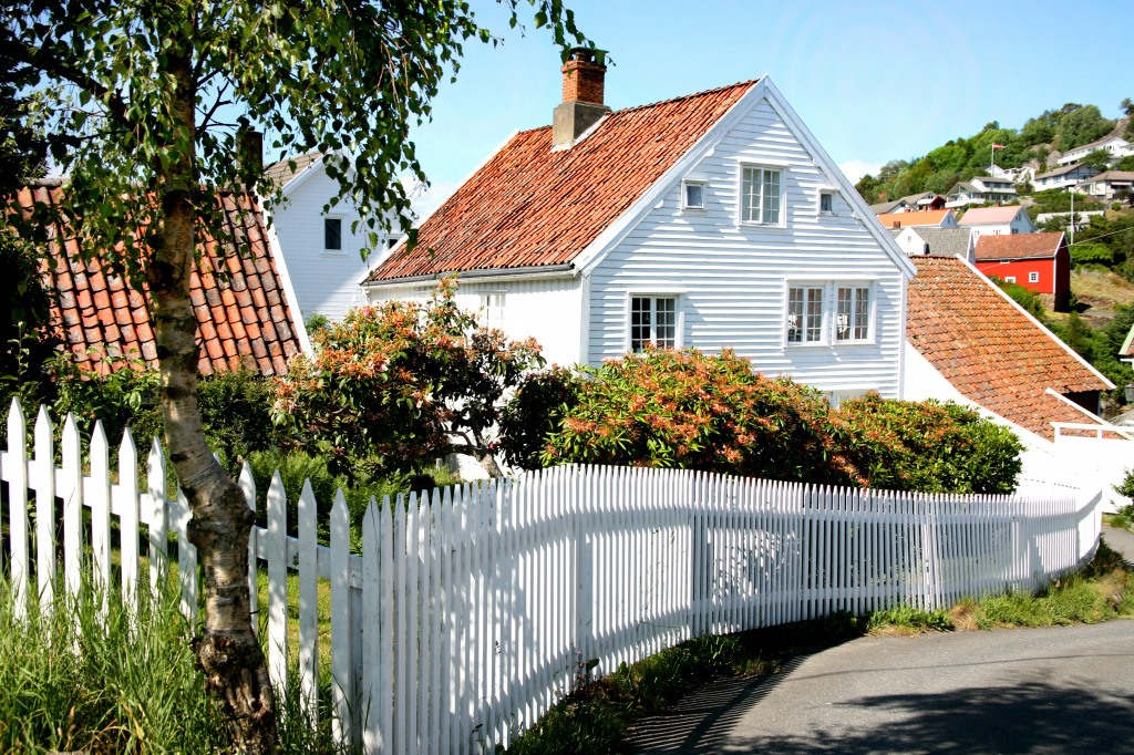 Small Norwegian Village jigsaw puzzle in Street View puzzles on TheJigsawPuzzles.com