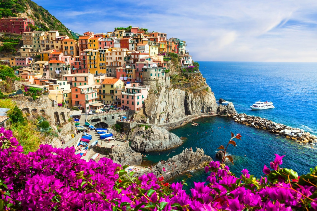 Manarola jigsaw puzzle in Chris Ferne puzzles on TheJigsawPuzzles.com