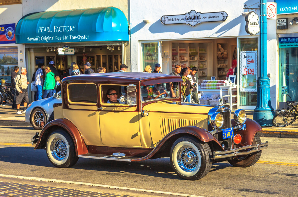 1930 Ford Model A in San Francisco jigsaw puzzle in Cars & Bikes puzzles on TheJigsawPuzzles.com