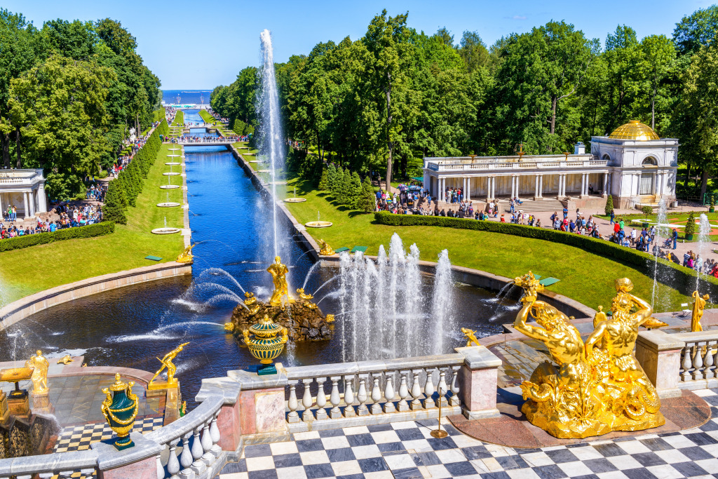Große Kaskade im Schloss Peterhof jigsaw puzzle in Puzzle des Tages puzzles on TheJigsawPuzzles.com