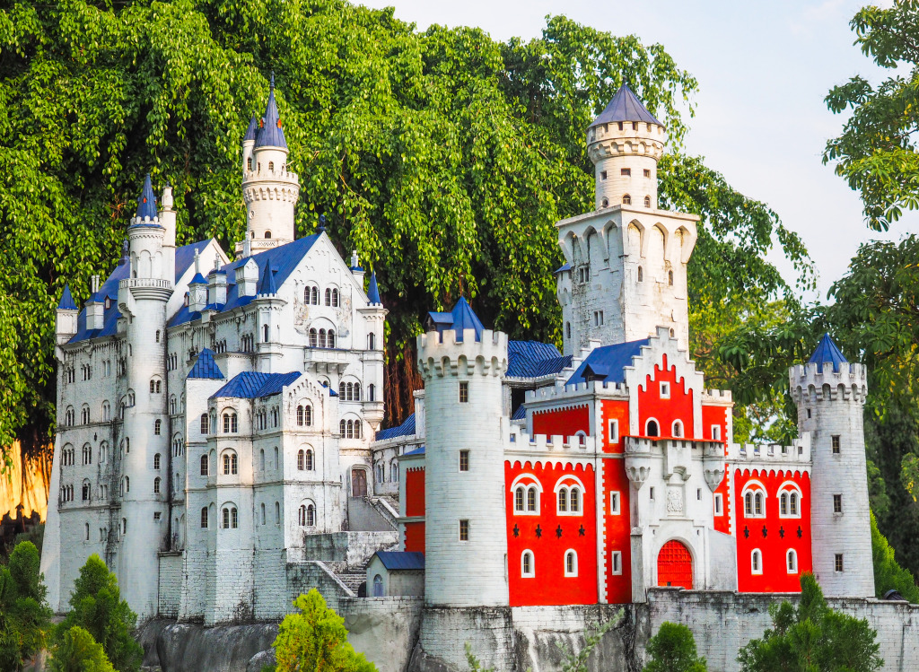Miniature Neuschwanstein Castle jigsaw puzzle in Castles puzzles on TheJigsawPuzzles.com