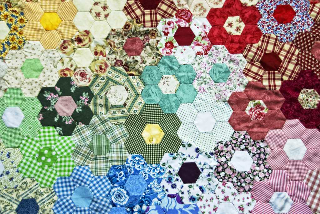 Quilt en patchwork jigsaw puzzle in Bricolage puzzles on TheJigsawPuzzles.com