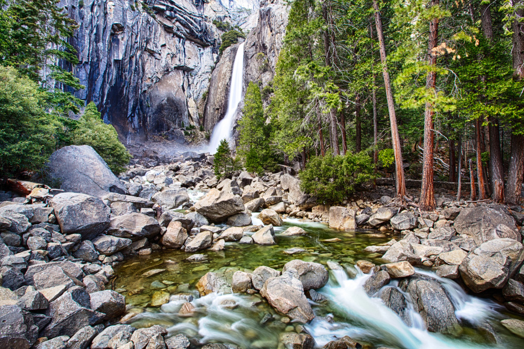 Lower Yosemite Wasserfall jigsaw puzzle in Wasserfälle puzzles on TheJigsawPuzzles.com