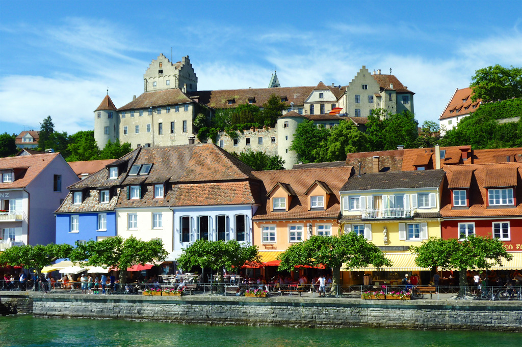 Waterfront of Meersburg, Germany jigsaw puzzle in Castles puzzles on TheJigsawPuzzles.com