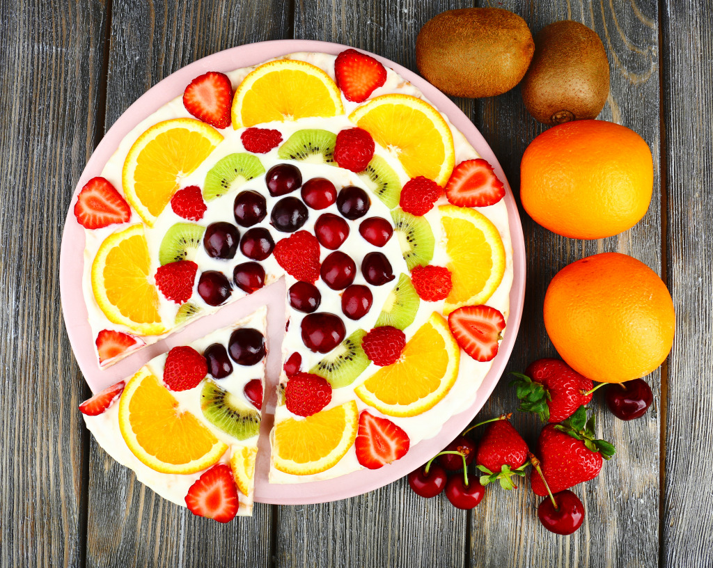 Homemade Fruit Pizza jigsaw puzzle in Food & Bakery puzzles on TheJigsawPuzzles.com