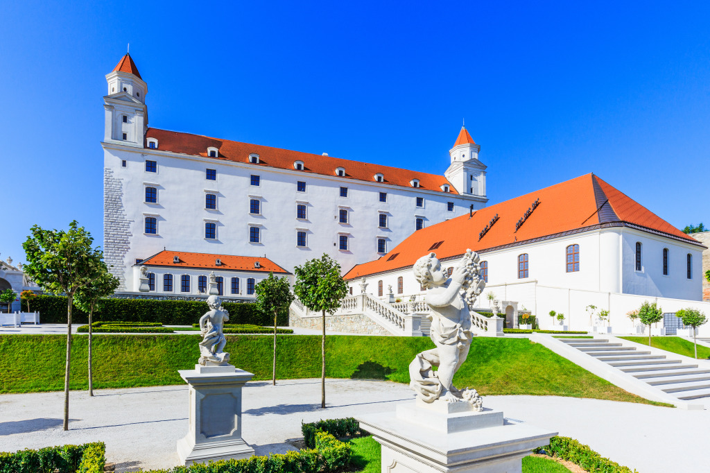 Castelo e Jardins de Bratislava, Eslováquia jigsaw puzzle in Castelos puzzles on TheJigsawPuzzles.com