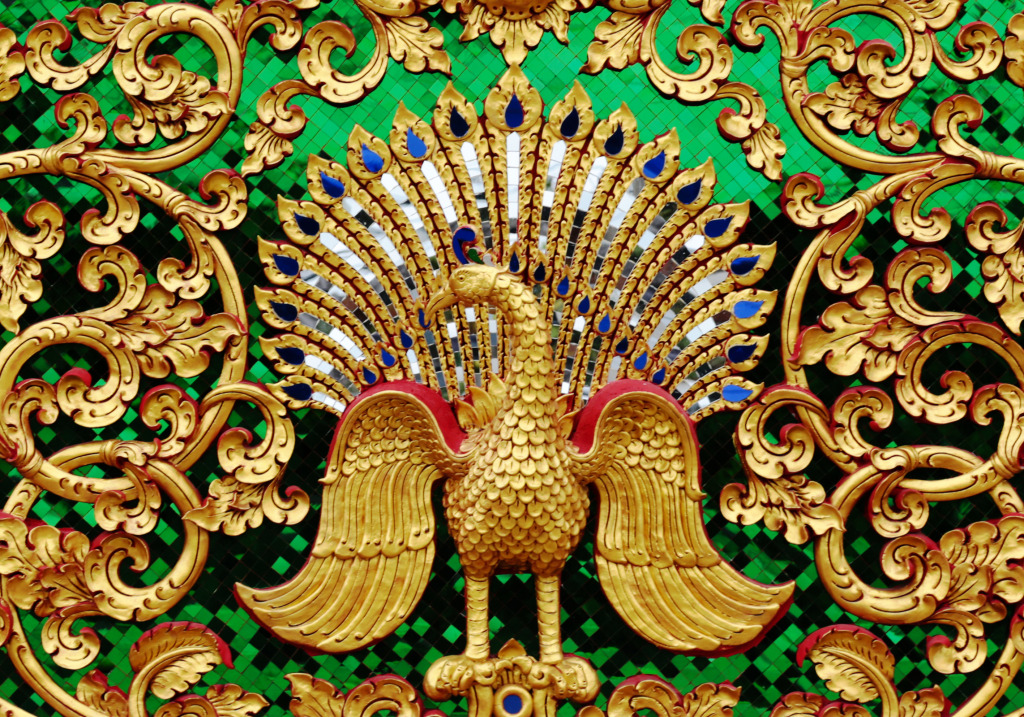 Peacock Decoration in Thailand jigsaw puzzle in Puzzle of the Day puzzles on TheJigsawPuzzles.com