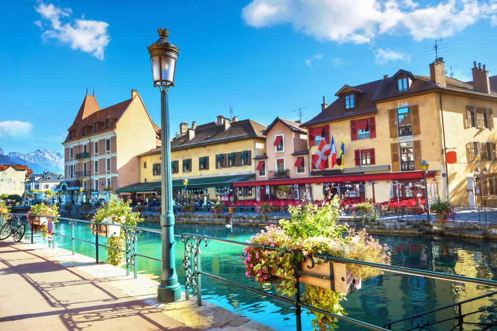 Annecy, French Alps jigsaw puzzle in Street View puzzles on TheJigsawPuzzles.com