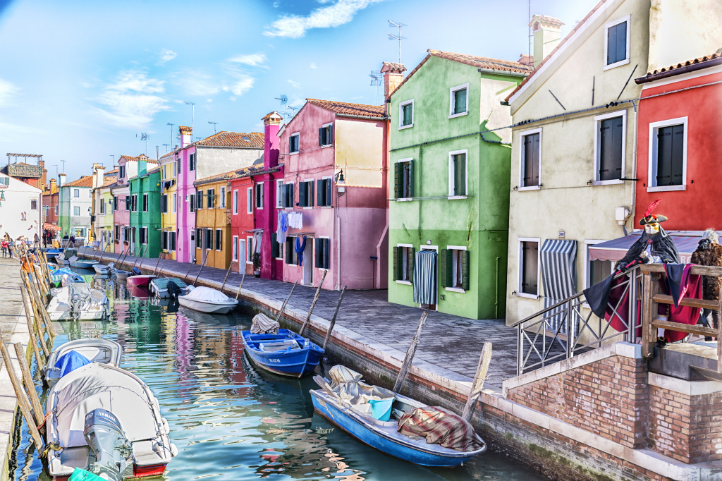 Island of Burano, Venice, Italy jigsaw puzzle in Street View puzzles on TheJigsawPuzzles.com