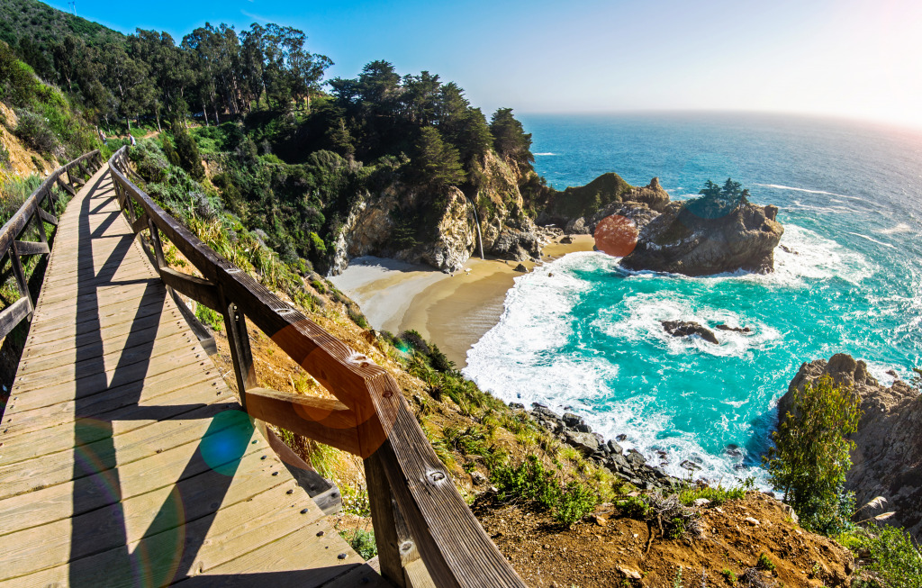 McWay Falls, Big Sur, Califórnia jigsaw puzzle in Cachoeiras puzzles on TheJigsawPuzzles.com