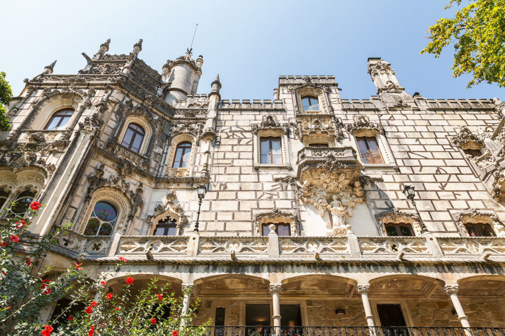 Palácio Regaleira, Sintra, Portugal jigsaw puzzle in Castelos puzzles on TheJigsawPuzzles.com