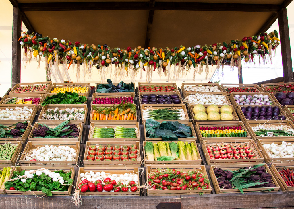 Vegetable Stall jigsaw puzzle in Fruits & Veggies puzzles on TheJigsawPuzzles.com