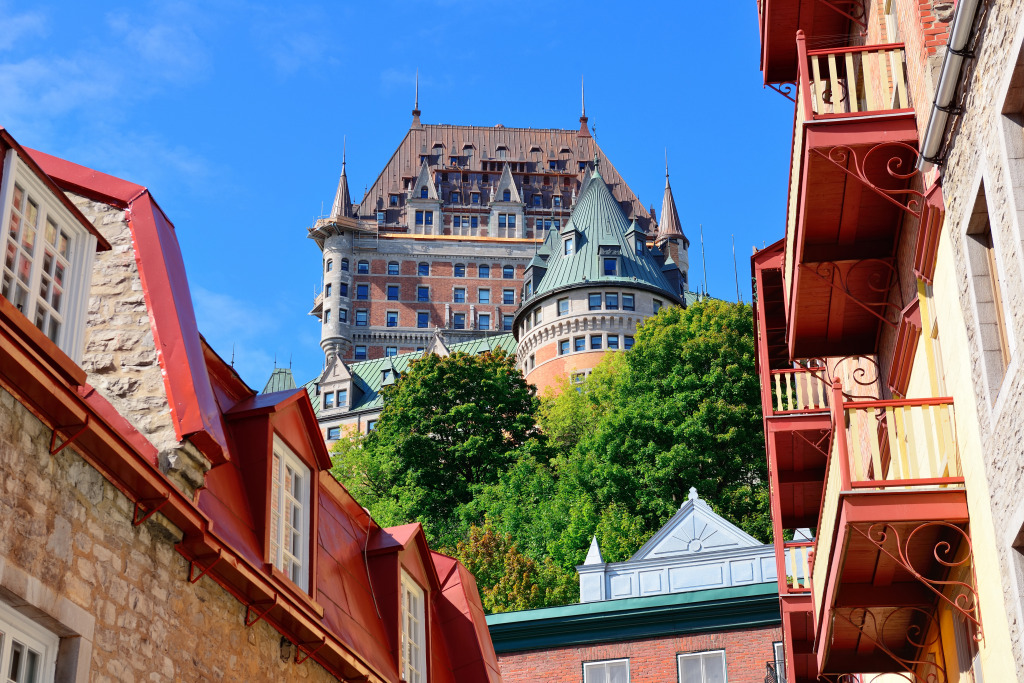 Château Frontenac, Quebec jigsaw puzzle in Schlösser puzzles on TheJigsawPuzzles.com