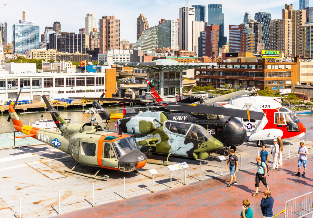 Military Aircraft on USS Intrepid jigsaw puzzle in Aviation puzzles on TheJigsawPuzzles.com