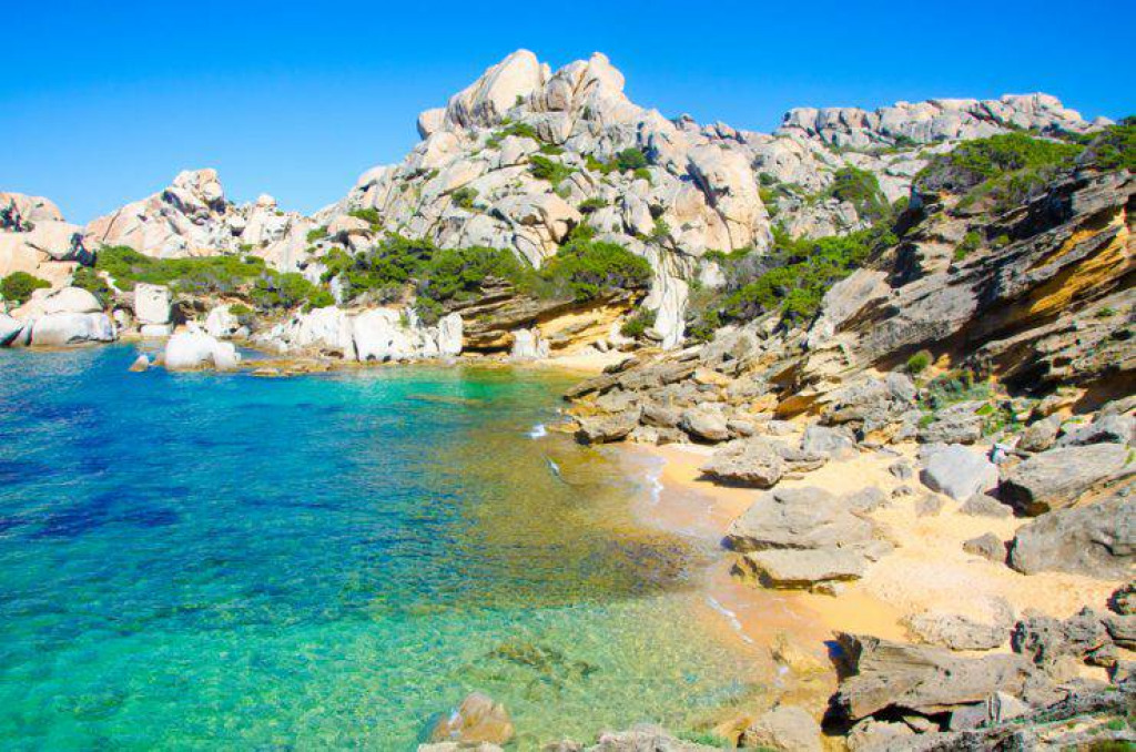 gallura jigsaw puzzle in finferlo puzzles on TheJigsawPuzzles.com