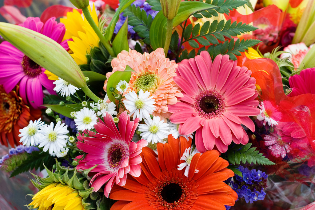 Bright Summer Flower Bouquet jigsaw puzzle in Puzzle of the Day puzzles on TheJigsawPuzzles.com