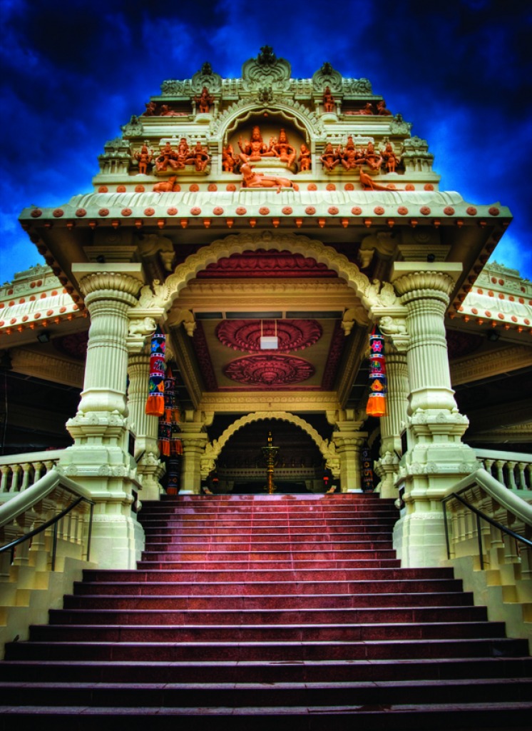Templo Sri Sivan, Cingapura jigsaw puzzle in Paisagens de Rua puzzles on TheJigsawPuzzles.com
