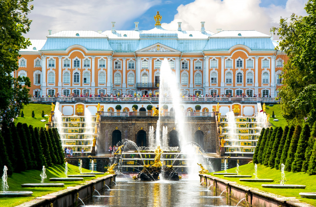 Große Kaskade des Peterhof-Palastes, Russland jigsaw puzzle in Wasserfälle puzzles on TheJigsawPuzzles.com