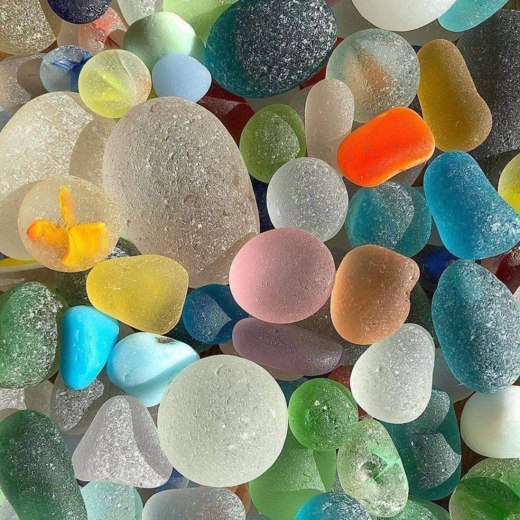 colored rocks jigsaw puzzle in Sharlene McIntyre puzzles on TheJigsawPuzzles.com