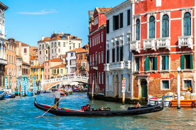 Gondola on Grand Canal in Venice jigsaw puzzle in Puzzle of the Day ...