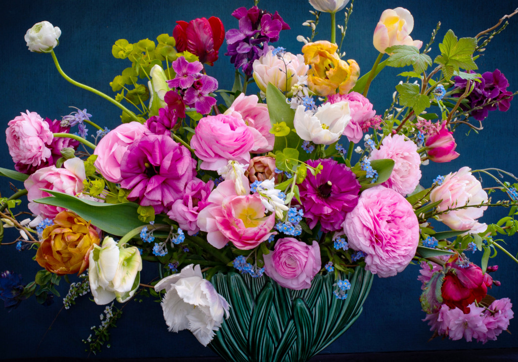 Still Life with Flowers in a Vase jigsaw puzzle in Fleurs puzzles on TheJigsawPuzzles.com