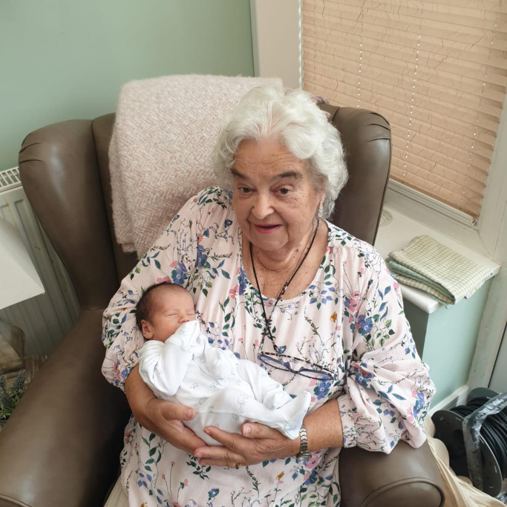 Marian jigsaw puzzle in Dave Dobbin puzzles on TheJigsawPuzzles.com